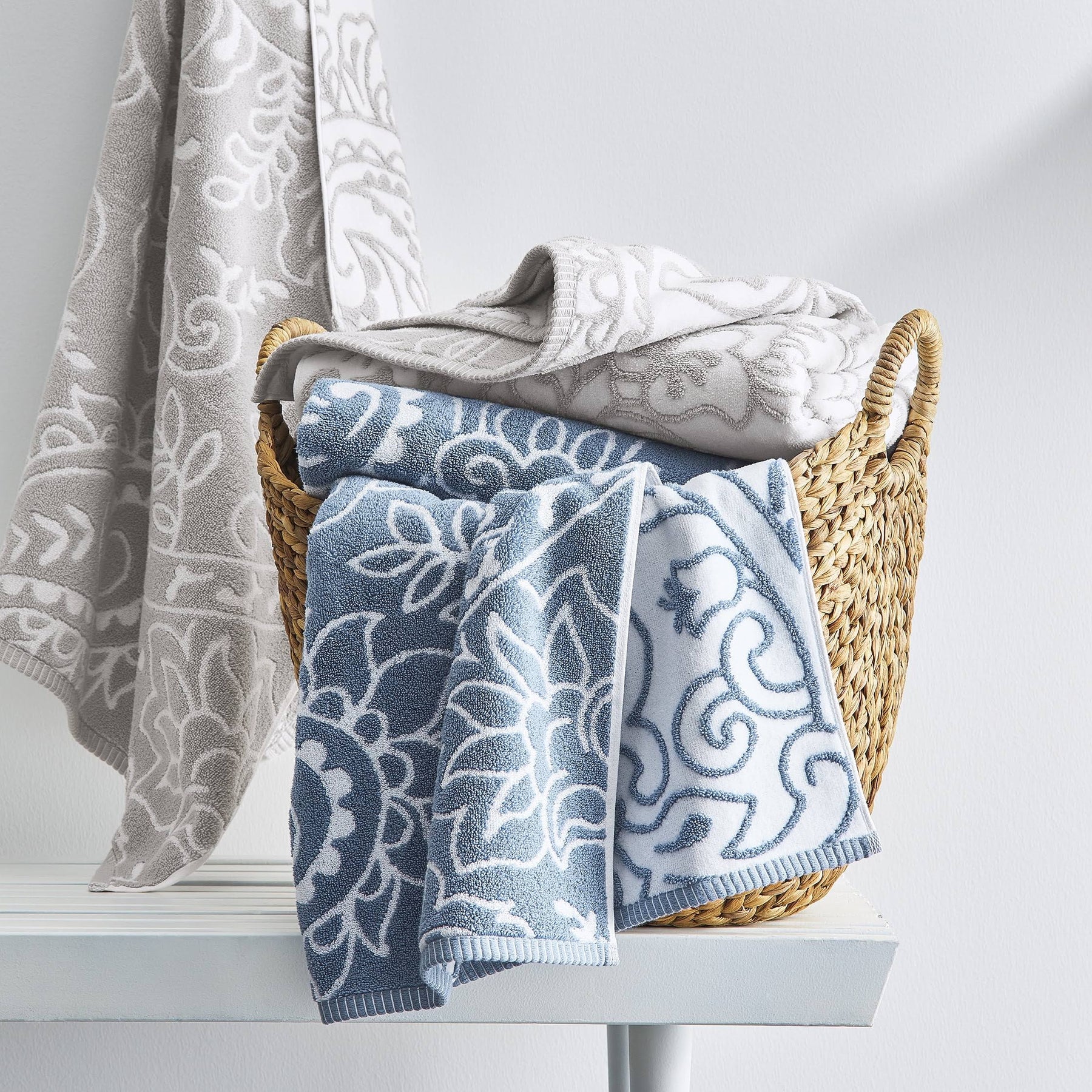 Better Homes & Gardens Sheared Paisley Bath Towel, Soft Silver, Gray - Product image 1