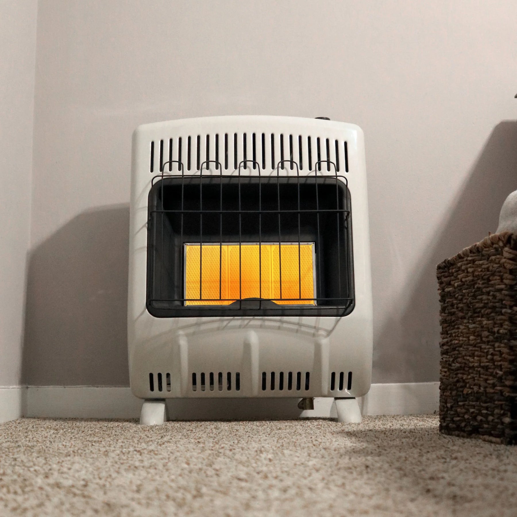 Mr. Heater 20000 BTU Vent Free Radiant Natural Gas Heater F299821 - Product image 10